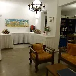 Black Kamari (Santorini)