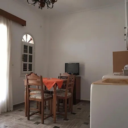 Apartment Black