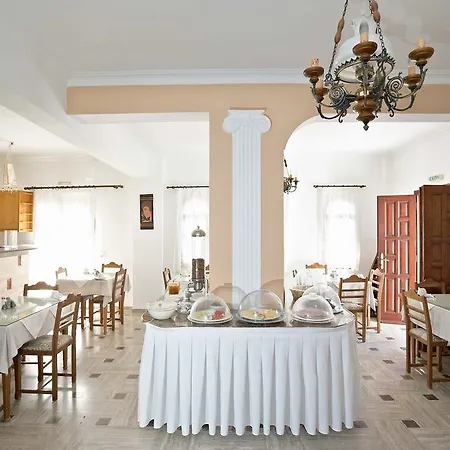 Black Kamari (Santorini)