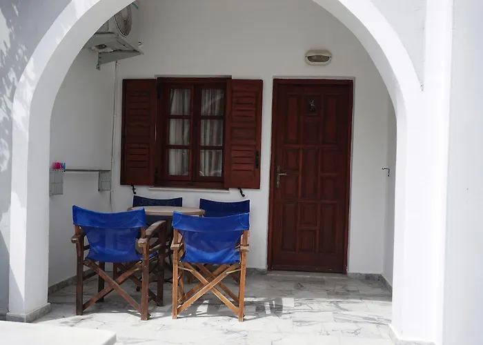 Apartment Black Kamari (Santorini)