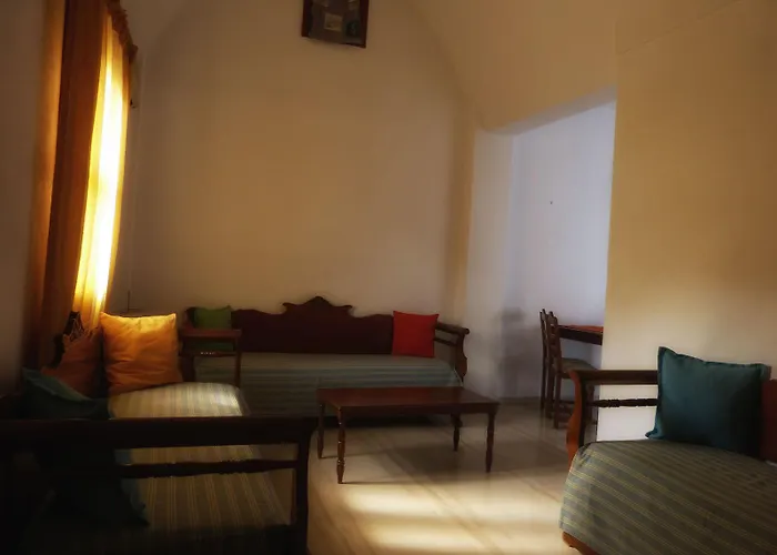 Black Kamari (Santorini)