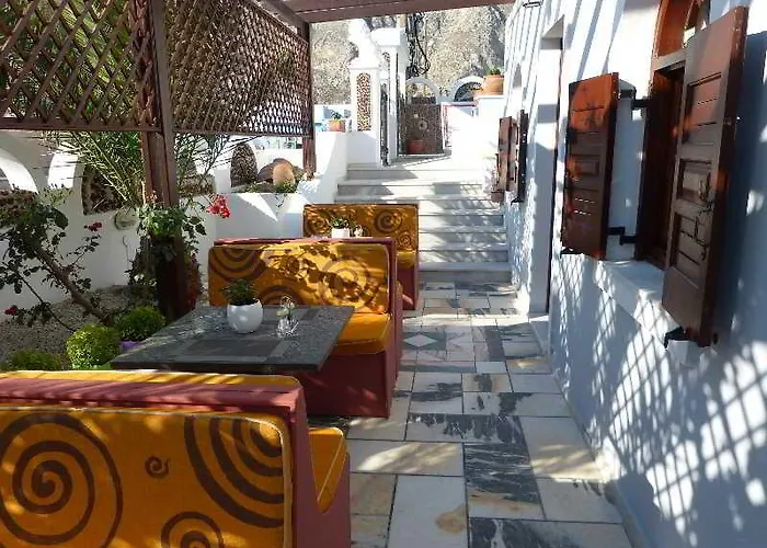 Апартаменты Black